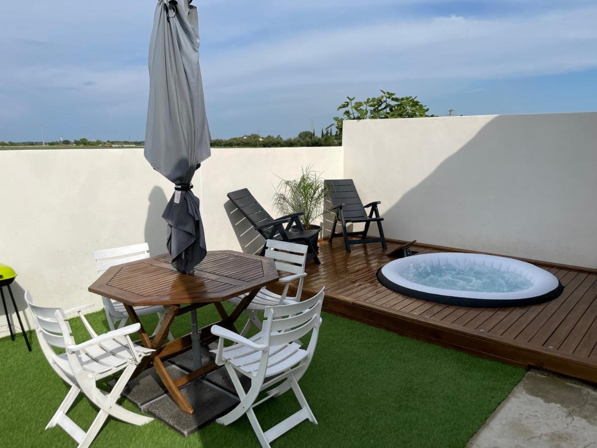 Appartement Avec Spa-Avril A Sept-Camargue 4 Personnes Сен-Лоран-Д'Эгуз Экстерьер фото